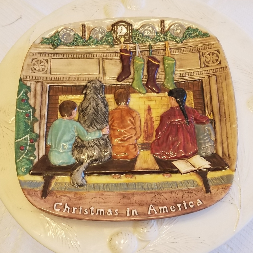 Royal Doulton John Beswick Collectors Hanging Plaque Christmas in America